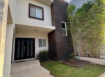d21ccbeca2971c6ad16f108d6693f6850c2001bcb71d3900256569e67e0932ae · Casa en Venta o Renta en Privada Alameda, en Arteaga
