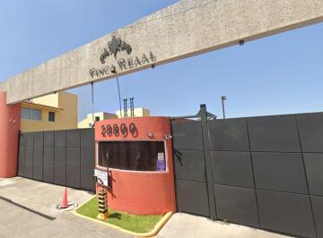 Casa de 3 habitaciones, Metepec · Casa de 240 m² con 3 Recámaras en Venta en Llano Grande