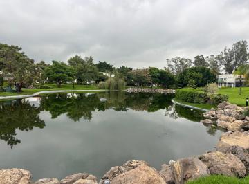 Terreno / Lote , Tlajomulco de Zúñiga · Espectacular Terreno en Manantial a Pasos de La Casa Club