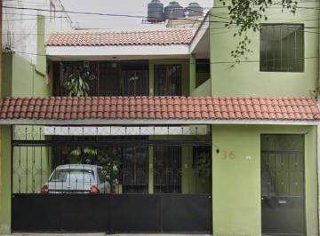 Casa de 3 habitaciones, Cuauhtémoc · Casa en Venta en Colonia Obrera