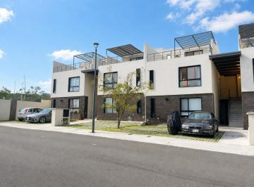 Departamento de 3 habitaciones, El Marqués · Departamento Dúplex 131 m 3 Recámaras 3 Baños 2 Estacionamiento Roof y Terraza Privada