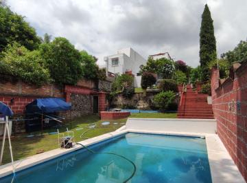 Casa de 5 habitaciones, Cuernavaca · Se Vende Como Terreno, Propiedad Para Demoler en Excelente Ubicación
