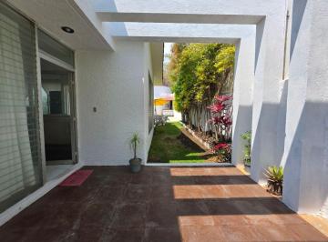 Casa de 3 habitaciones, Cuernavaca · Casa Sola en Ubicación Privilegiada