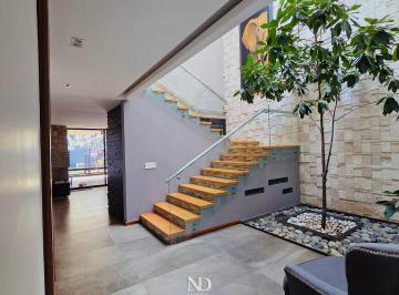 Casa de 4 habitaciones, Zapopan · Casa en Venta en Ciudad del Sol