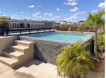 Departamento · 291m² · 2 Recámaras · 1 Estacionamiento · Venta Penthouse Amueblado en Playa Mamitas, Playa del Carmen
