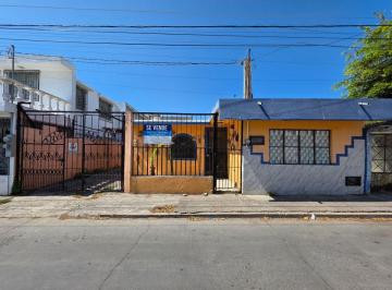 Casa de 3 habitaciones, Mazatlán · Casa en Venta de 200 m² de Terreno en Col Lopez Mateos