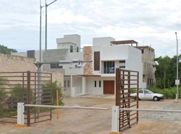 Casa de 3 habitaciones, Benito Juárez · Casa en Venta en Arbolada, Cancún, Quintana Roo Adjudicada Clj