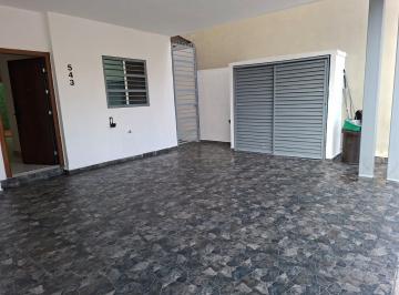 Casa · 3 Recámaras · 2 Estacionamientos · Casa en Renta en Paseo del Vergel