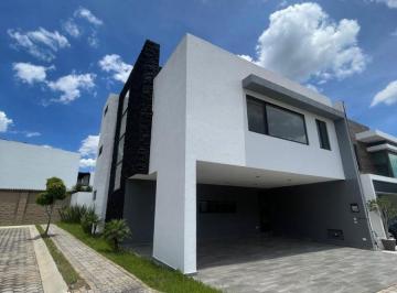 Casa de 3 habitaciones, San Andrés Cholula · Casa en Renta Ubicada en Esquina y Frente Al Area Verde en Parque Guanajuato, Lomas de Angelopolis