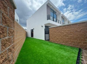 Casa de 3 habitaciones, León · Se Renta Casa Nueva en Frac. Privado Al Sur de Leon. Frac. Arzua
