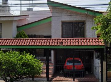 Casa de 4 habitaciones, Guadalajara · Casa en Venta Av Cruz del Sur 2736, Jardines de La Cruz, Guadalajara, Jal.