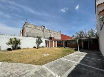 Terreno / Lote , Metepec · Terreno Bardeado en Renta en Metepec de 300 m², Cercano Al Puente