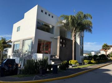 Casa de 3 habitaciones, Atizapán de Zaragoza · Exclusiva y Moderna Casa en Bosque Esmeralda