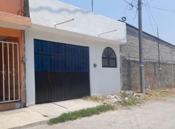 Casa de 3 habitaciones, Morelia · Casa en Venta en La Col. Solidaridad