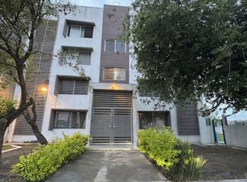 Departamento · 81m² · 2 Recámaras · 1 Estacionamiento · Departamento en Renta en Hacienda Los Morales