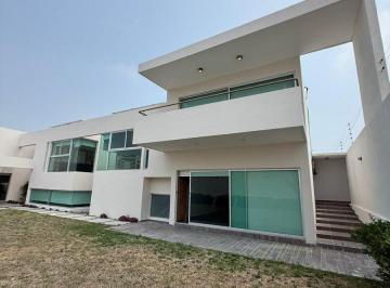 Casa de 4 habitaciones, Alvarado · En Venta Residencia de Alta Gama en Playas del Conchal