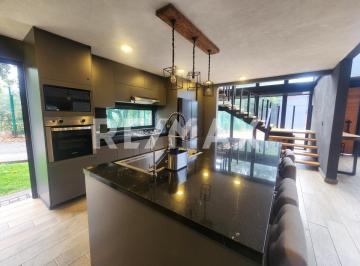 Casa en condominio · 235m² · 3 Recámaras · 2 Estacionamientos · Casa en Venta en Condominio - (4)