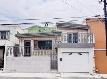 Casa · 250m² · 3 Recámaras · 1 Estacionamiento · Casa en Renta, Ciudad Satelite, Monterrey Nl