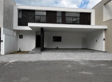 Casa · 380m² · 3 Recámaras · 3 Estacionamientos · Casa - Amani Terra