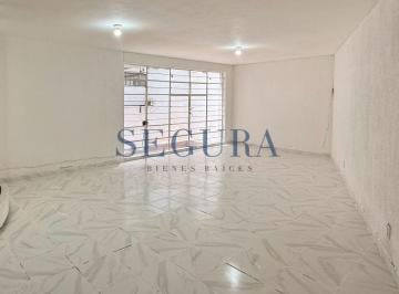 Departamento de 2 habitaciones, Miguel Hidalgo · Departamento en Renta en Colonia Anzures | 75 m² con 2 Patios Privados