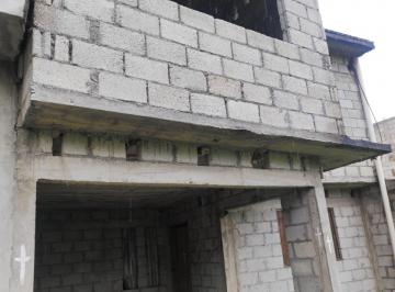 Casa de 4 habitaciones, Córdoba · Casa en Obra Negra en Venta en Córdoba