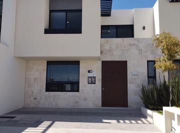 b81b73a254d3414dca9a951357817d5de4be156865a54ee91ce3845413f779d4 · Casa Nueva en Venta Zibatá Querétaro, Cocina Amplia y Acabados Premuim.