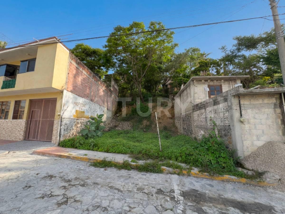 Terreno a Solo 3 Cuadras de La Carretera Cuernavaca–cuautla