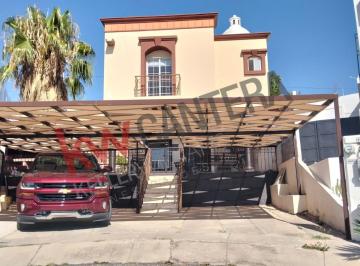 N/A · Casa en Renta Amueblada Fracc. Rindonadas de La Sierra Al Norte