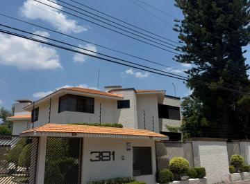 N/A · Renta Casa con Alberca y Cuarto de Servicio en Jurica
