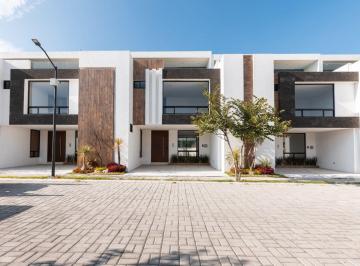Casa · 261m² · 3 Recámaras · Casa - Fraccionamiento Lomas de Angelópolis