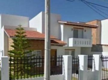 Casa de 3 habitaciones, Querétaro · Casa en Venta en Col El Salitre Queretaro