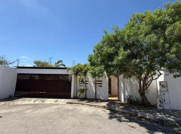 Casa · 110m² · Casa en Renta en Esquina Las Américas, Mérida