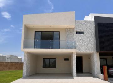 Casa · 362m² · 4 Recámaras · Casa Nueva en Renta E Residencial Haciendas Vhsa