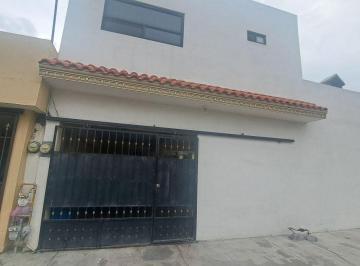 Quinta de 3 habitaciones, Monterrey · Miniquinta en Venta! Se Vende con Agenda Hasta Agosto