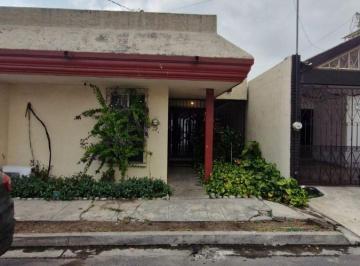 Casa de 3 habitaciones, Monterrey · Casa en Renta en Mitras Norte