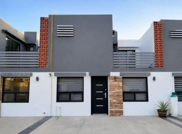 Casa de 3 habitaciones, Tijuana · Casa en Renta en Privada San Ignacio | 3 Recámaras | Terraza | Privada