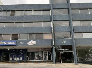 Oficina · 88m² · 2 Estacionamientos · Local en Renta en Lomas del Campestre