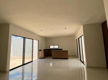 Casa · 116m² · 2 Recámaras · 2 Estacionamientos · Casa de Una Sola Planta Al Norte de Mérida, Real Montejo