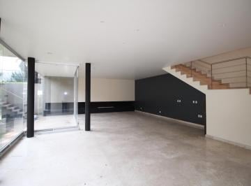 Casa · 500m² · 4 Recámaras · 4 Estacionamientos · Jardines en La Montaña, Residencia en Renta Moderna