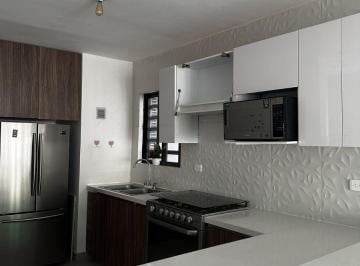 daea33a4aa51378217270dbdef4c489f0103ab0f579d81c72c8bef3efeabe0c7 · Casa en Renta en Cumbre Altta Residencial