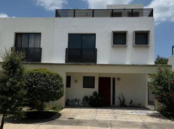 Casa de 3 habitaciones, Tlajomulco de Zúñiga · Casa Venta Coto Adamar Tlajomulco de Zuñiga