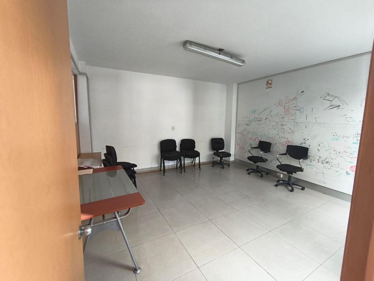Espacio Para Oficinas, Consultorios y Despachos.