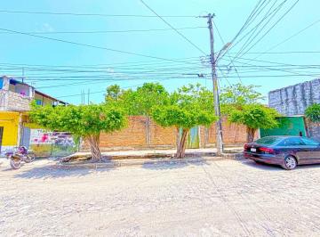 Terreno / Lote , Puerto Vallarta · Hermoso Terreno en Ixtapa Centro con Barda Perimetral