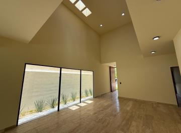 Casa · 310m² · 4 Recámaras · Casa - Fraccionamiento Vía Cumbres