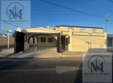 Casa · 304m² · 5 Recámaras · Casa - Fraccionamiento Residencial Pensiones
