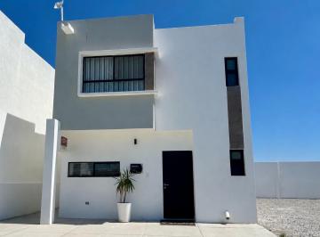 Casa · 98m² · 3 Recámaras · 2 Estacionamientos · Casa en Venta, Paseo Áurea, Torreón, Coah.