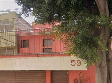 Casa de 3 habitaciones, Tlalpan · Venta de Casa en Prado Coapa