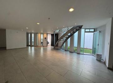 Casa · 200m² · 3 Recámaras · 2 Estacionamientos · Casa en Renta en Zerezotla