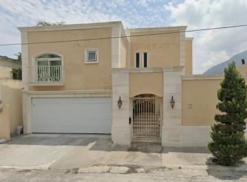 Casa de 4 habitaciones, Monterrey · Venta de Casa en Monterrey Nuevo León