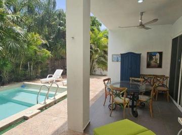 eb25a5b83c6db45bc933ca5e16b44b87ab4508f1703977d4d65c4a9fe9d3abba · Casa en Renta en Merida en Privada Altozano en Yucatan